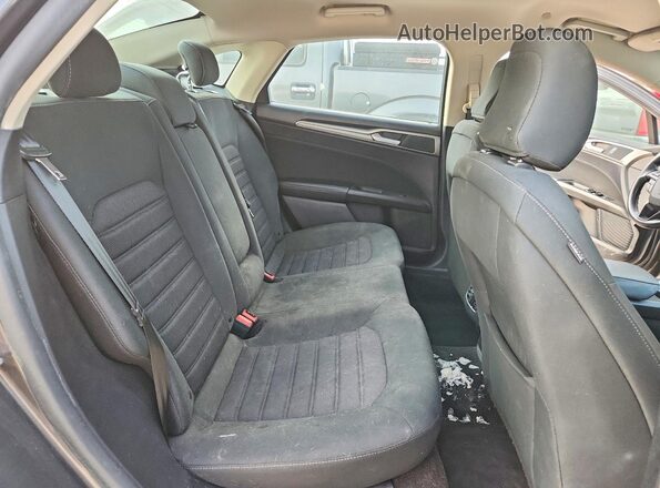 3FA6P0LU7LR151058 2020 FORD FUSION Gray Widok tylnych siedzeń