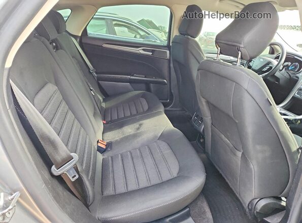 3FA6P0LU7LR171844 2020 FORD FUSION Silver Vista de los asientos traseros