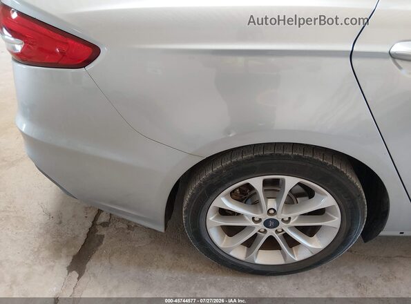 3FA6P0LU7LR200601 2020 FORD FUSION Silver Vista interior trasera