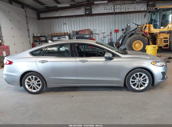 3FA6P0LU7LR263939 2020 FORD FUSION Silver Vista interior trasera