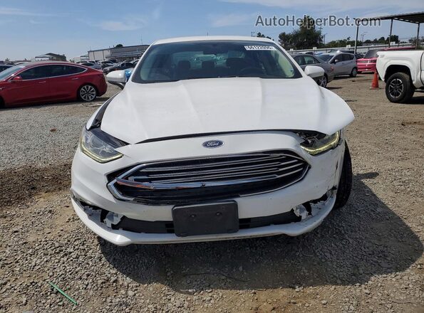 3FA6P0LU8HR323640 2017 FORD FUSION White Front view