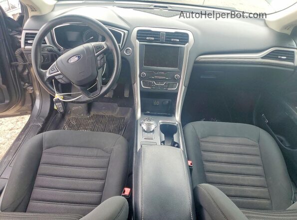 3FA6P0LU8KR196668 2019 FORD FUSION Gray Widok deski rozdzielczej