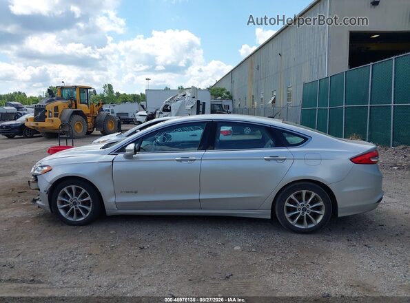 3FA6P0LU9HR304918 2017 FORD FUSION HYBRID Silver 