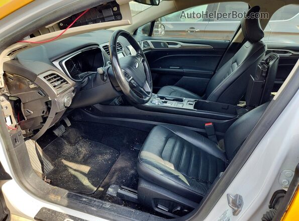 3FA6P0LU9JR199707 2018 FORD FUSION Yellow Front interior view