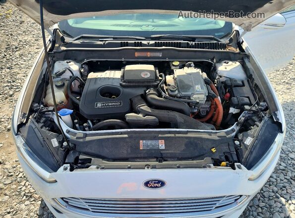 3FA6P0LUXGR127150 2016 FORD FUSION White Vista interior trasera