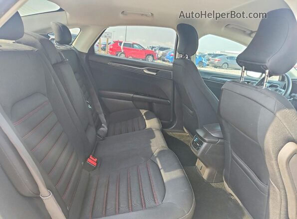 3FA6P0LUXGR127150 2016 FORD FUSION White Vista de los asientos traseros
