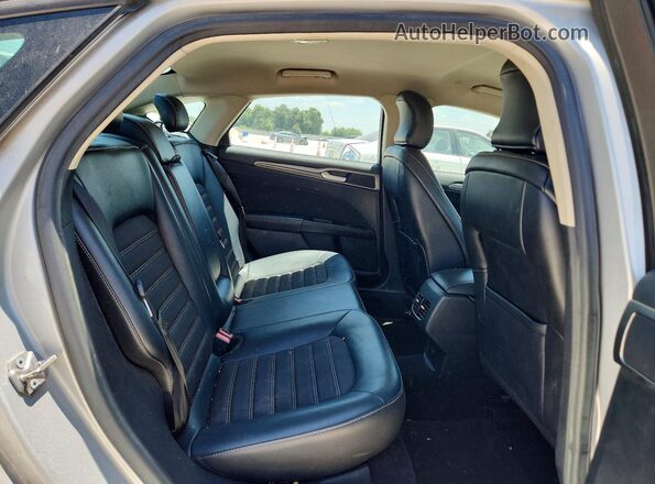 3FA6P0LUXHR181811 2017 FORD FUSION Silver უკანა სავარძლების ხედი