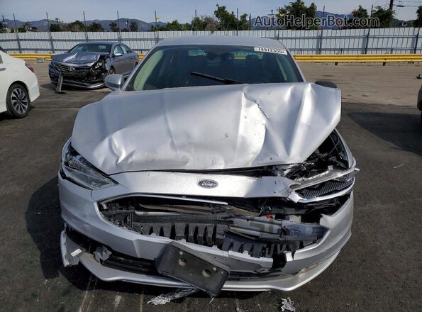 3FA6P0LUXHR313501 2017 FORD FUSION Silver Front view