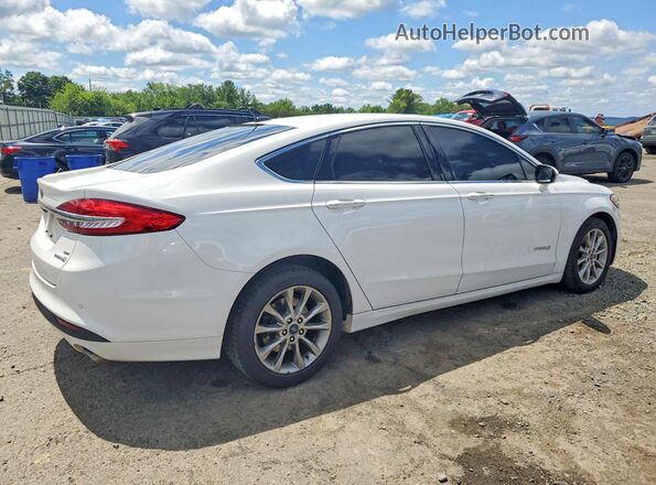 3FA6P0LUXHR400573 2017 FORD FUSION White Trasero derecho