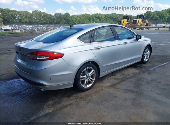 3FA6P0LUXJR165436 2018 FORD FUSION HYBRID Серебряный Задняя правая четверть