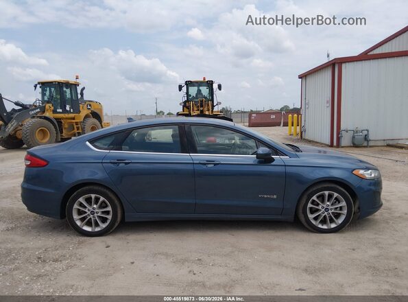 3FA6P0LUXKR211476 2019 FORD FUSION HYBRID Blue სალონის 360-გრადუსიანი ხედი