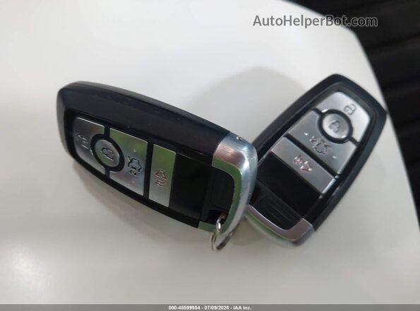 3FA6P0LUXLR119169 2020 FORD FUSION Silver Vista del salpicadero