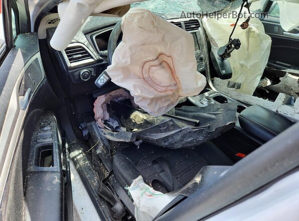 3FA6P0LUXLR234399 2020 FORD FUSION White Вид панелі приладів