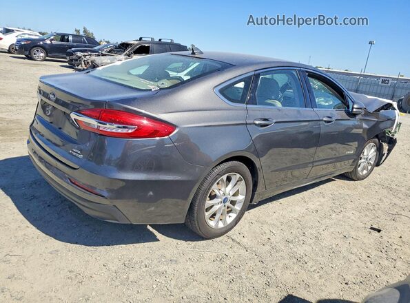 3FA6P0MU4KR104521 2019 FORD FUSION Gray Trasero derecho