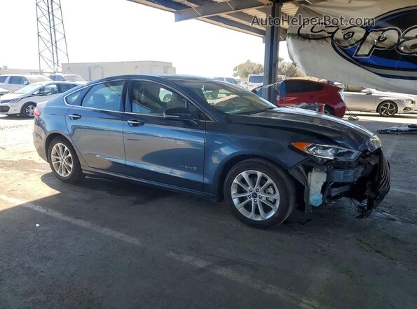 3FA6P0MU9KR135666 2019 FORD FUSION Blue Front right
