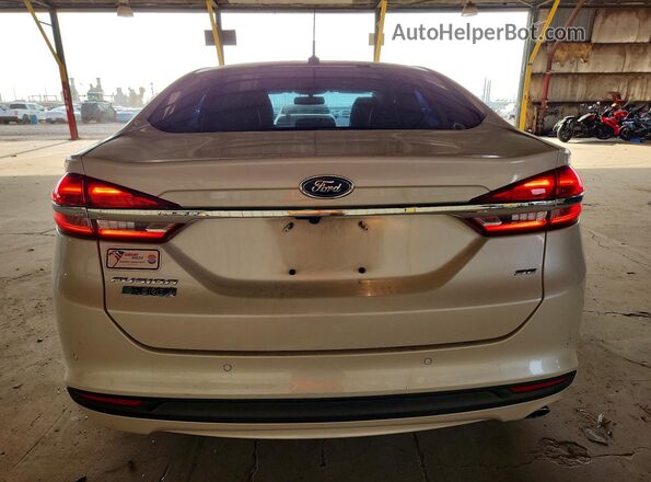3FA6P0PU1JR131184 2018 FORD FUSION White უკანა ხედი