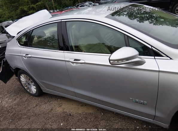 3FA6P0PU2GR263699 2016 FORD FUSION ENERGI Silver Вид задньої частини салону