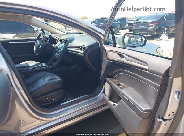 3FA6P0RU0LR113548 2020 FORD FUSION Silver წინა სალონის ხედი