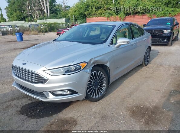 3FA6P0RU5HR234499 2017 FORD FUSION HYBRID Серебряный Передняя левая четверть