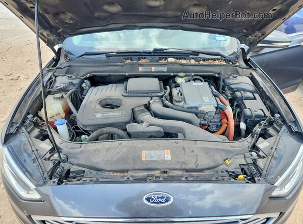 3FA6P0RU7JR128139 2018 FORD FUSION Gray Rear interior view