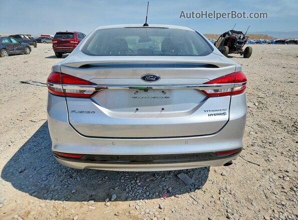 3FA6P0RU7JR234588 2018 FORD FUSION Silver Հետևի տեսք