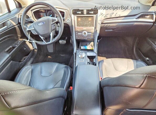 3FA6P0RU7JR234588 2018 FORD FUSION Silver Առջևի վահանակի տեսք