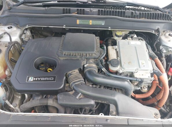 3FA6P0RUXGR296785 2016 FORD FUSION HYBRID Серебряный Вид сзади