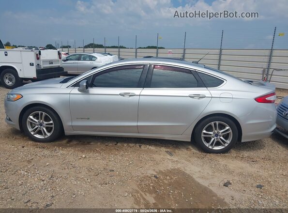 3FA6P0RUXGR296785 2016 FORD FUSION HYBRID Серебряный Панорамный вид салона 360°