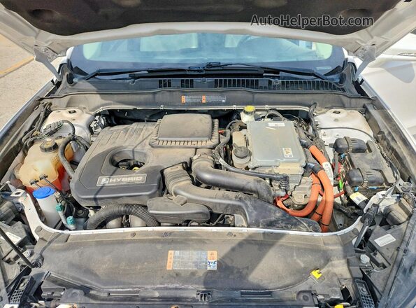 3FA6P0RUXHR264307 2017 FORD FUSION White Rear interior view