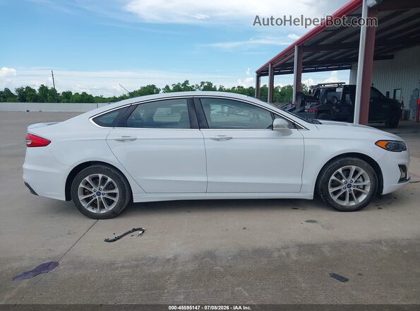3FA6P0SU4LR245075 2020 FORD FUSION Белый Вид задней части салона