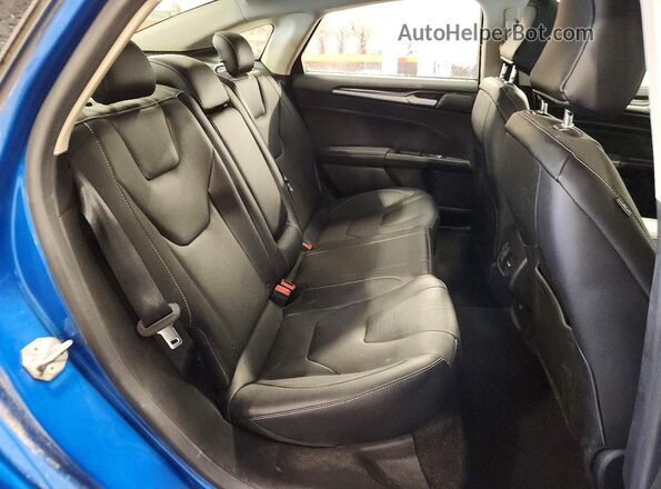 3FA6P0SU7LR126887 2020 FORD FUSION Blue Rear seats view