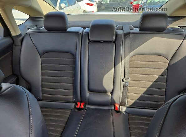3FA6P0T93JR263963 2018 FORD FUSION Gray Вид задніх сидінь