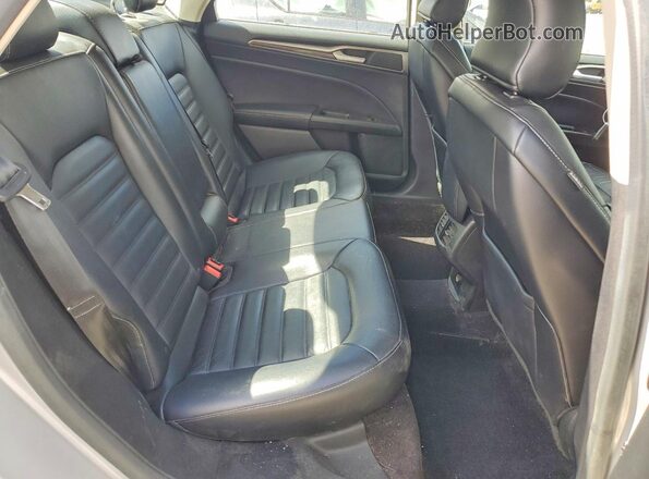 3FA6P0T94HR152560 2017 FORD FUSION Silver 