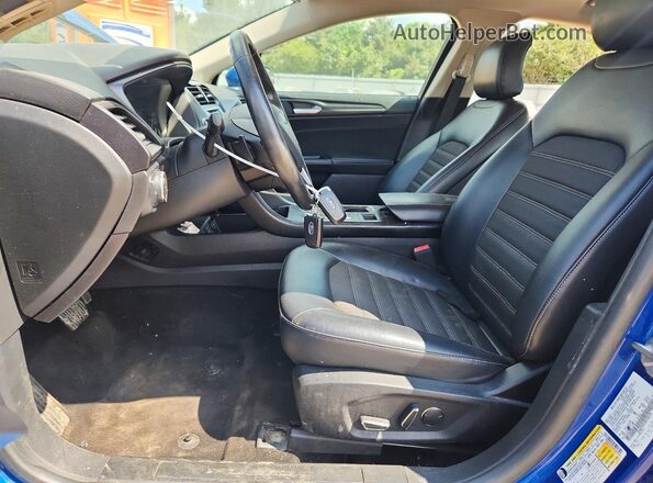 3FA6P0T94JR220278 2018 FORD FUSION Blue Front interior view