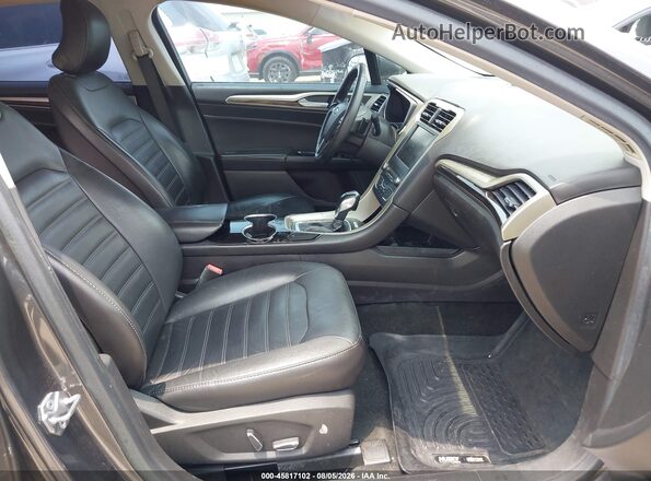 3FA6P0T96GR373530 2016 FORD FUSION Gray Front interior view