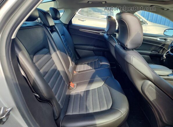 3FA6P0T97GR107773 2016 FORD FUSION Silver Вид задніх сидінь