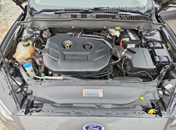 3FA6P0T97HR165559 2017 FORD FUSION Gray Vista interior trasera