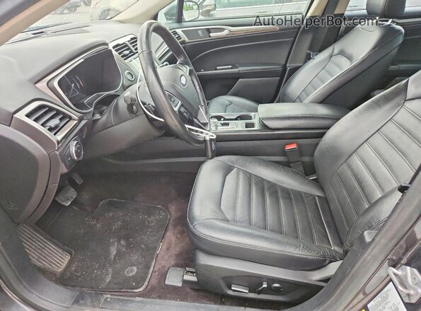 3FA6P0T97HR165559 2017 FORD FUSION Gray Vista interior delantera