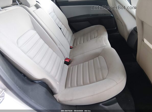 3FA6P0UU0JR212746 2018 FORD FUSION HYBRID Silver VIN sticker view