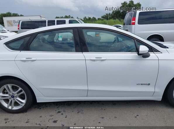 3FA6P0UU0JR273708 2018 FORD FUSION White Widok wnętrza z tyłu