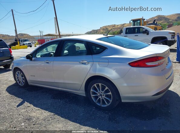 3FA6P0UU2HR330789 2017 FORD FUSION HYBRID Серебряный Панорамный вид салона 360°