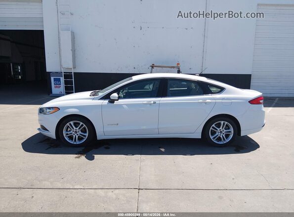 3FA6P0UU2JR100630 2018 FORD FUSION HYBRID Белый 