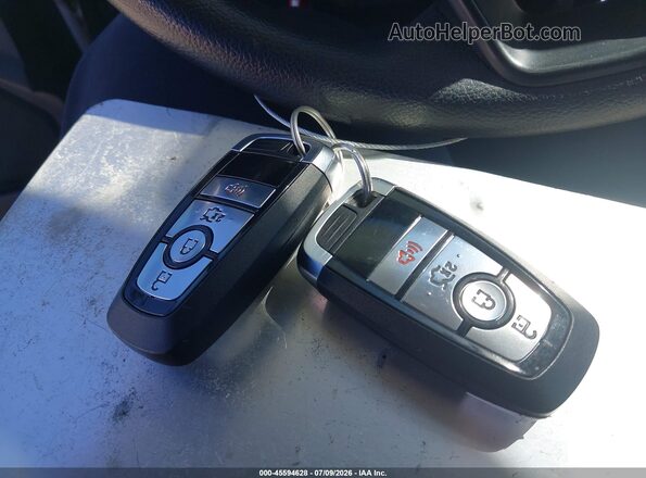 3FA6P0UU2JR100689 2018 FORD FUSION HYBRID Серебряный Вид панели приборов
