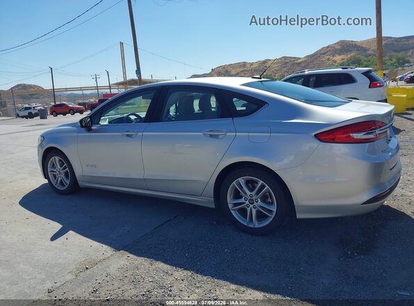 3FA6P0UU2JR100689 2018 FORD FUSION HYBRID Серебряный 