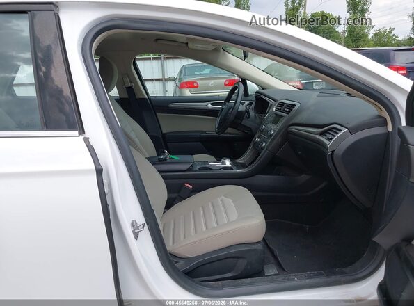 3FA6P0UU2JR122773 2018 FORD FUSION HYBRID White Front interior view