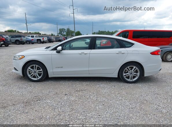 3FA6P0UU2JR122773 2018 FORD FUSION HYBRID White 360 interior view