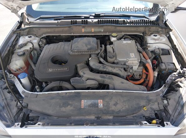 3FA6P0UU2JR254545 2018 FORD FUSION HYBRID White Widok z tyłu