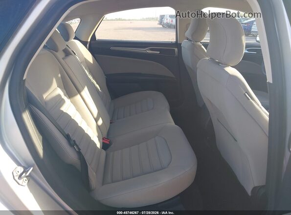 3FA6P0UU2JR282071 2018 FORD FUSION HYBRID Silver Vista de la etiqueta del VIN