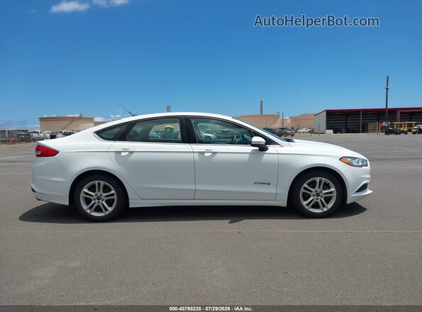 3FA6P0UU3JR235972 2018 FORD FUSION HYBRID White Vista interior trasera