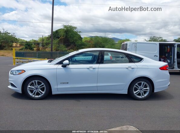 3FA6P0UU3JR235972 2018 FORD FUSION HYBRID White Vista interior de 360 grados